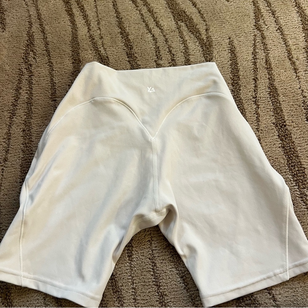 Cream youngla shorts